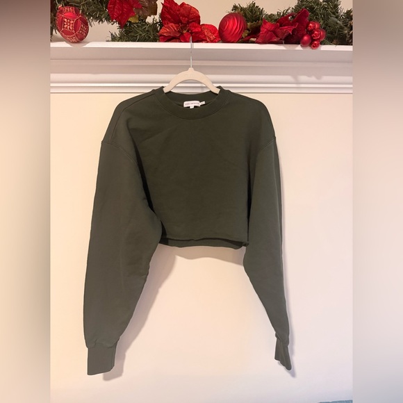 GOOD AMERICAN Cropped &
Cool Sweatshirt - Picture 3 of 6